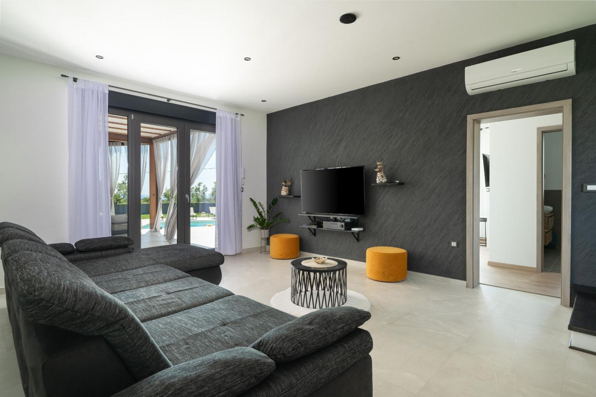 Villa Posidonia Near Pula With Sea View And Surrounded By Olive Trees Krnica Ngoại thất bức ảnh