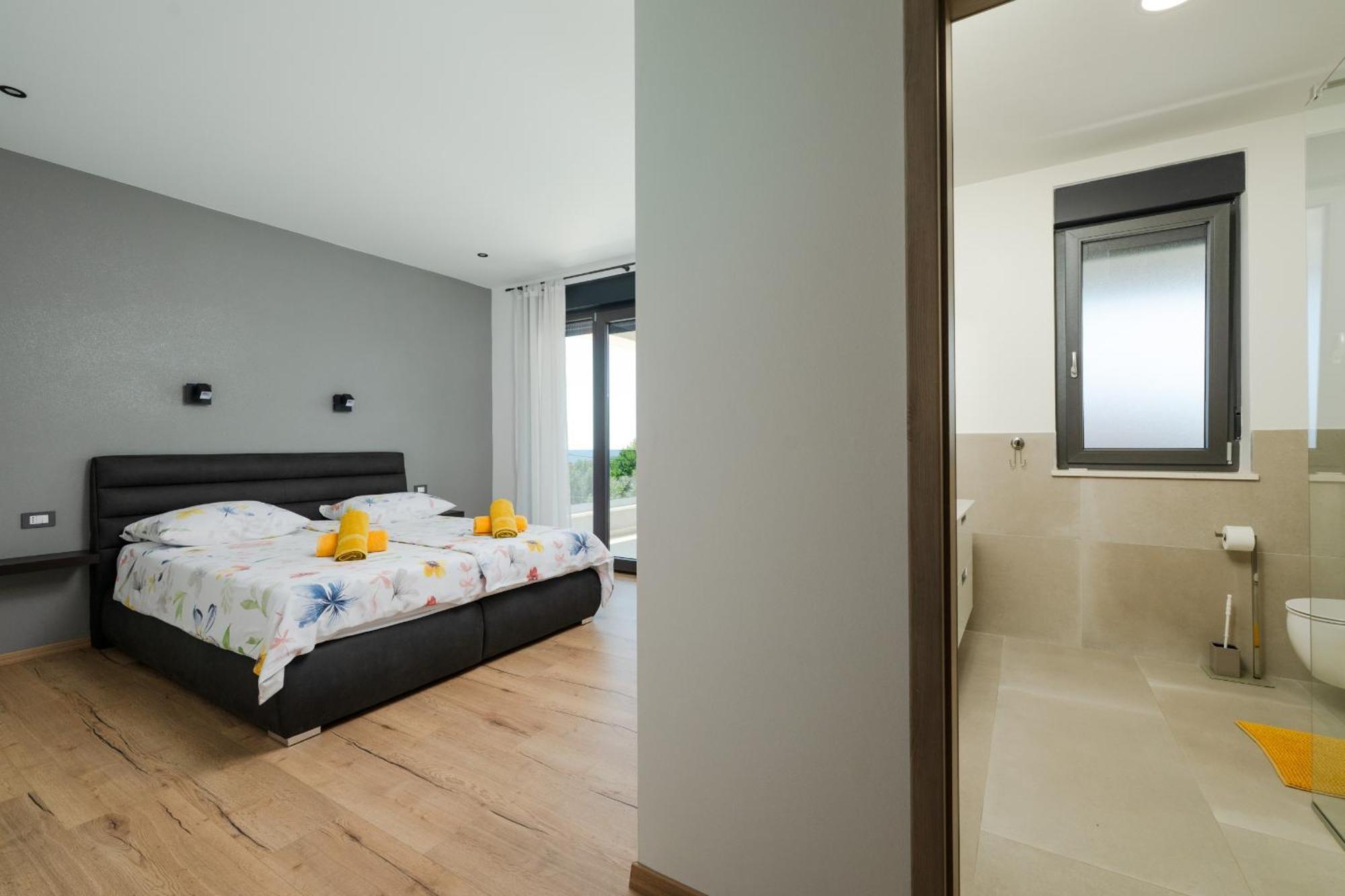 Villa Posidonia Near Pula With Sea View And Surrounded By Olive Trees Krnica Ngoại thất bức ảnh